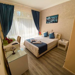 Kamer met een King Size Bed